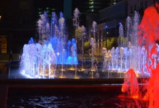 Show Fountain Water Feature